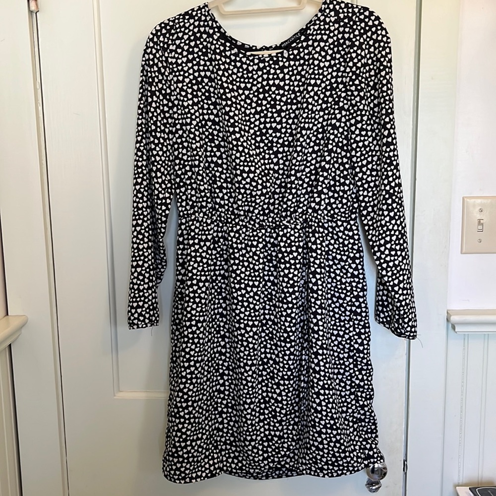 J Crew Factory size 8 long sleeve dress. Black and White Heart Print